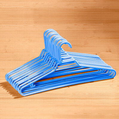 10 protiskluzových ramínek