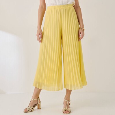 Rakott, széles 7/8-os nadrág rugalmas derékkal