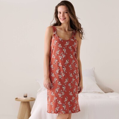 Koszula nocna z nadrukiem kwiatowym