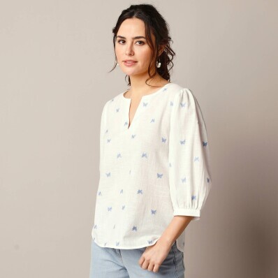 Halenka se 3/4 rukávy a výšivkou