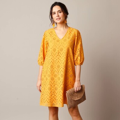 Rochie cu broderie Madeira și mâneci 3/4