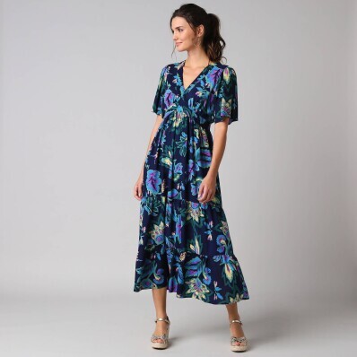 Dlouhé volánové šaty s potiskem