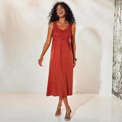 Midi šaty s macramé