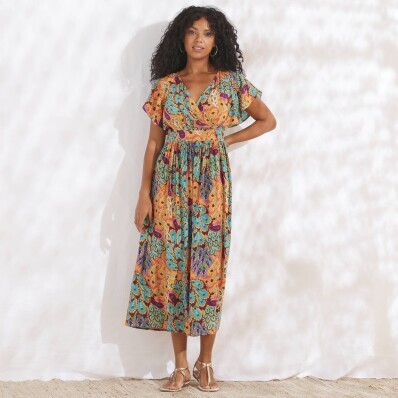 Kreponové midi šaty s překříženým výstřihem a potiskem