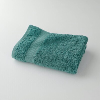 Un set de textile de baie din țesătură terry uni de la Colombine, calitate luxoasă 540 g/m2