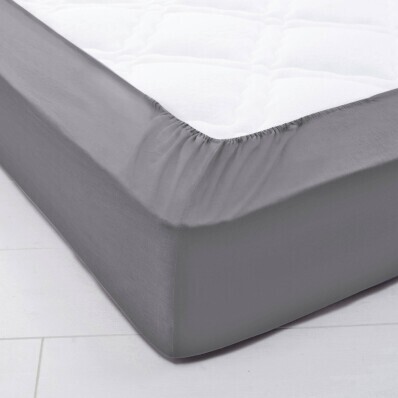 Bavlněné jednobarevné napínací prostěradlo s hloubkou rohů 40 cm