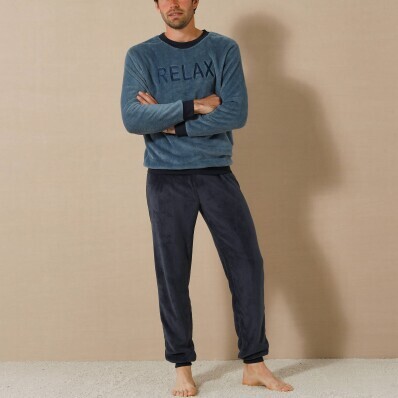 Pijamale relaxante din fleece