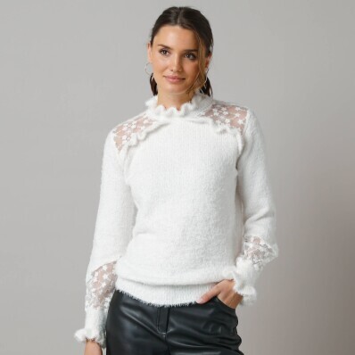 Sweter z haftowanego tiulu