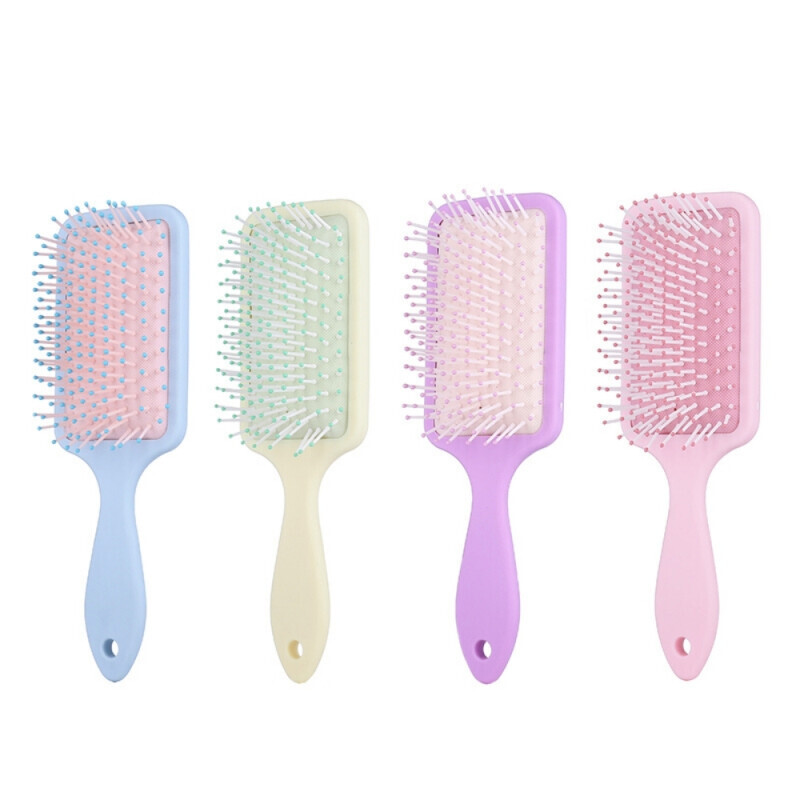 Kartáč na vlasy (12/bal 144/krt)