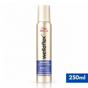 Wellaflex 250ml Lak na vlasy N Volume Extra 4(6/krt)